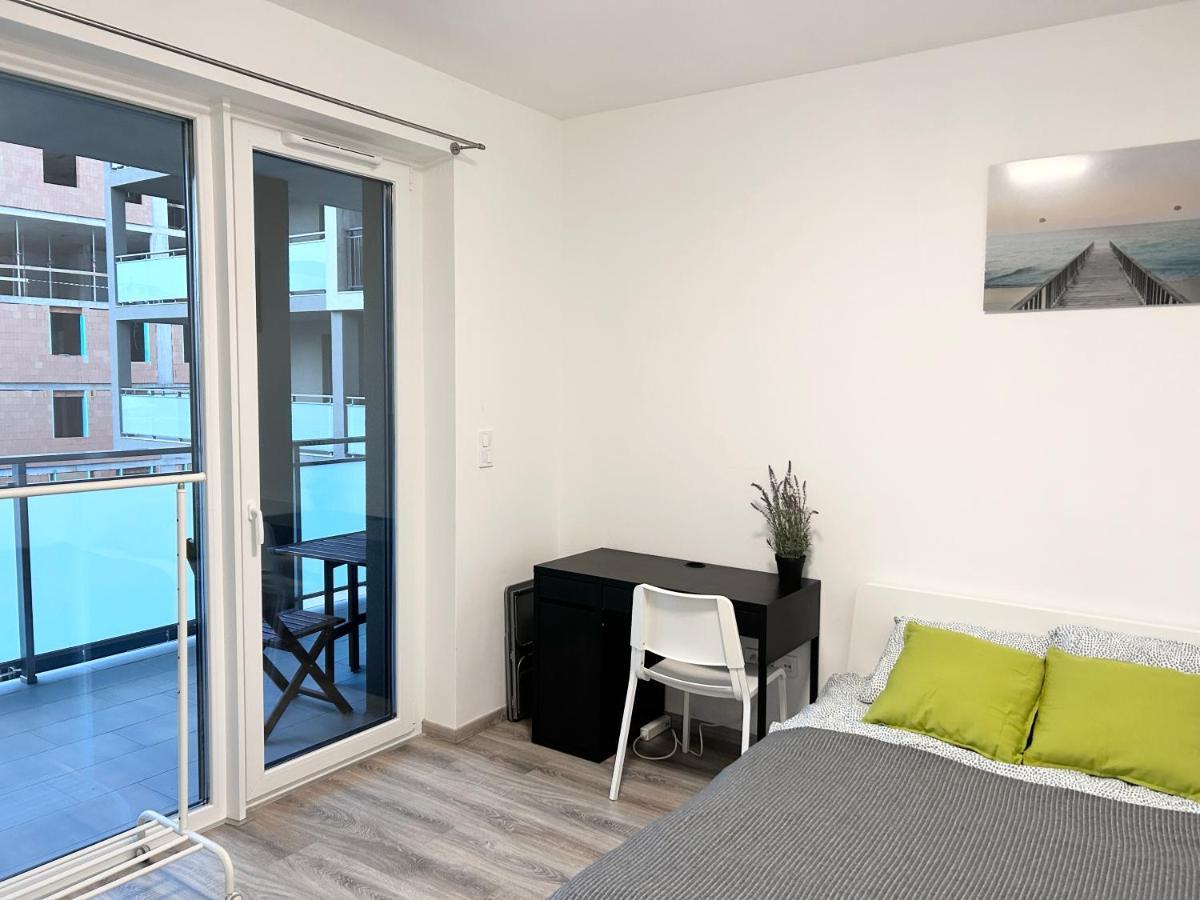New 2022 Family&Friends Downtown Ac 3Br 2Ba Free Parking Big Balcony Near Metro&Train Station Self Check-In Apt Budapest Exterior photo