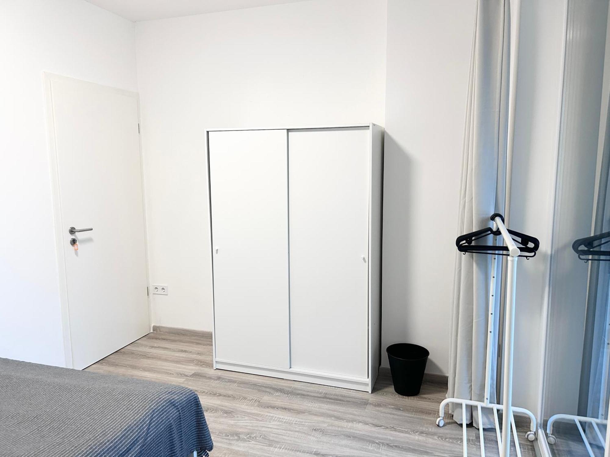 New 2022 Family&Friends Downtown Ac 3Br 2Ba Free Parking Big Balcony Near Metro&Train Station Self Check-In Apt Budapest Exterior photo